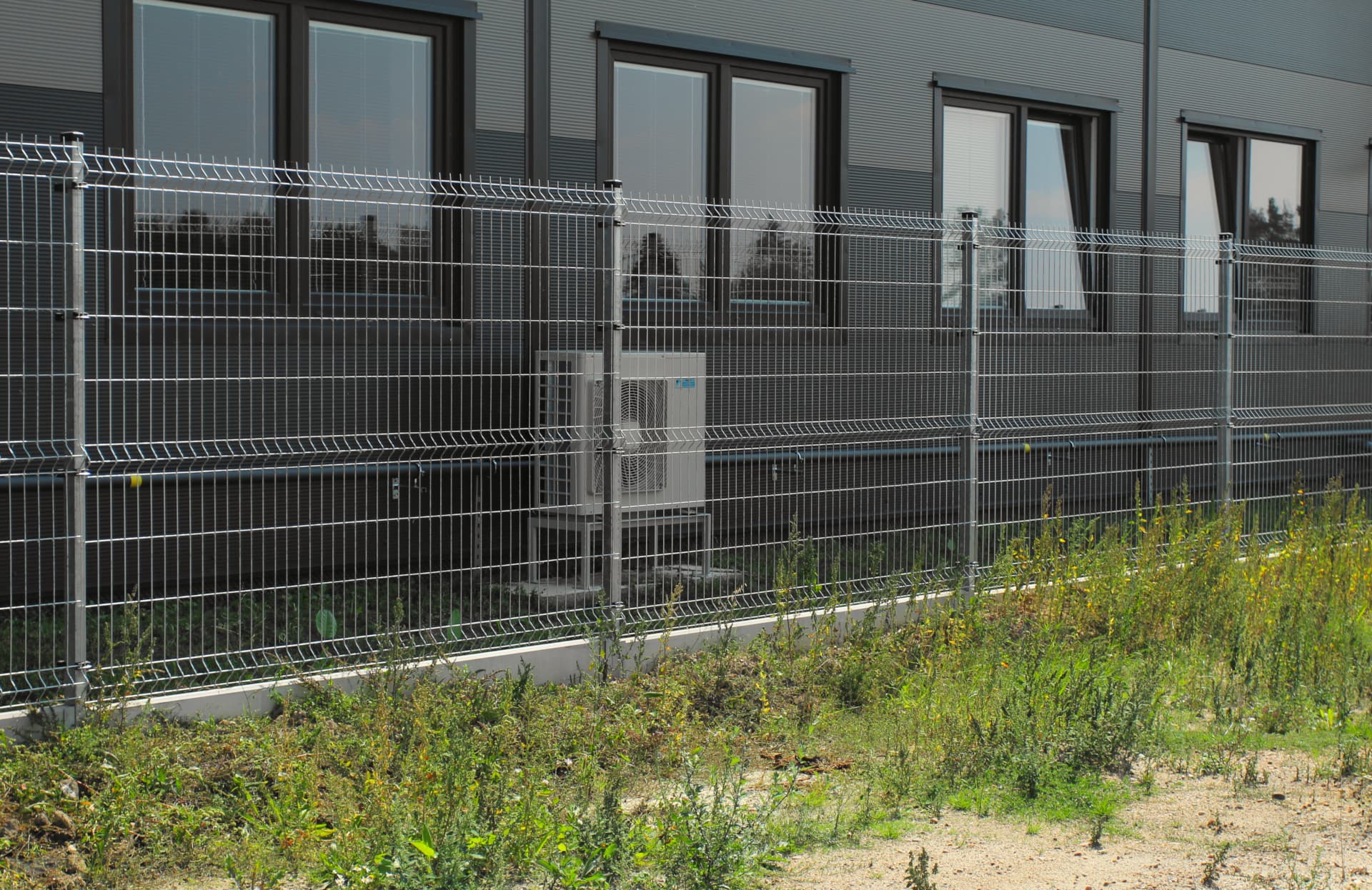 Pletiva Dobrý - Příšov - montáž 3D pozinkovaných panelů Plotový 3D panel pozink